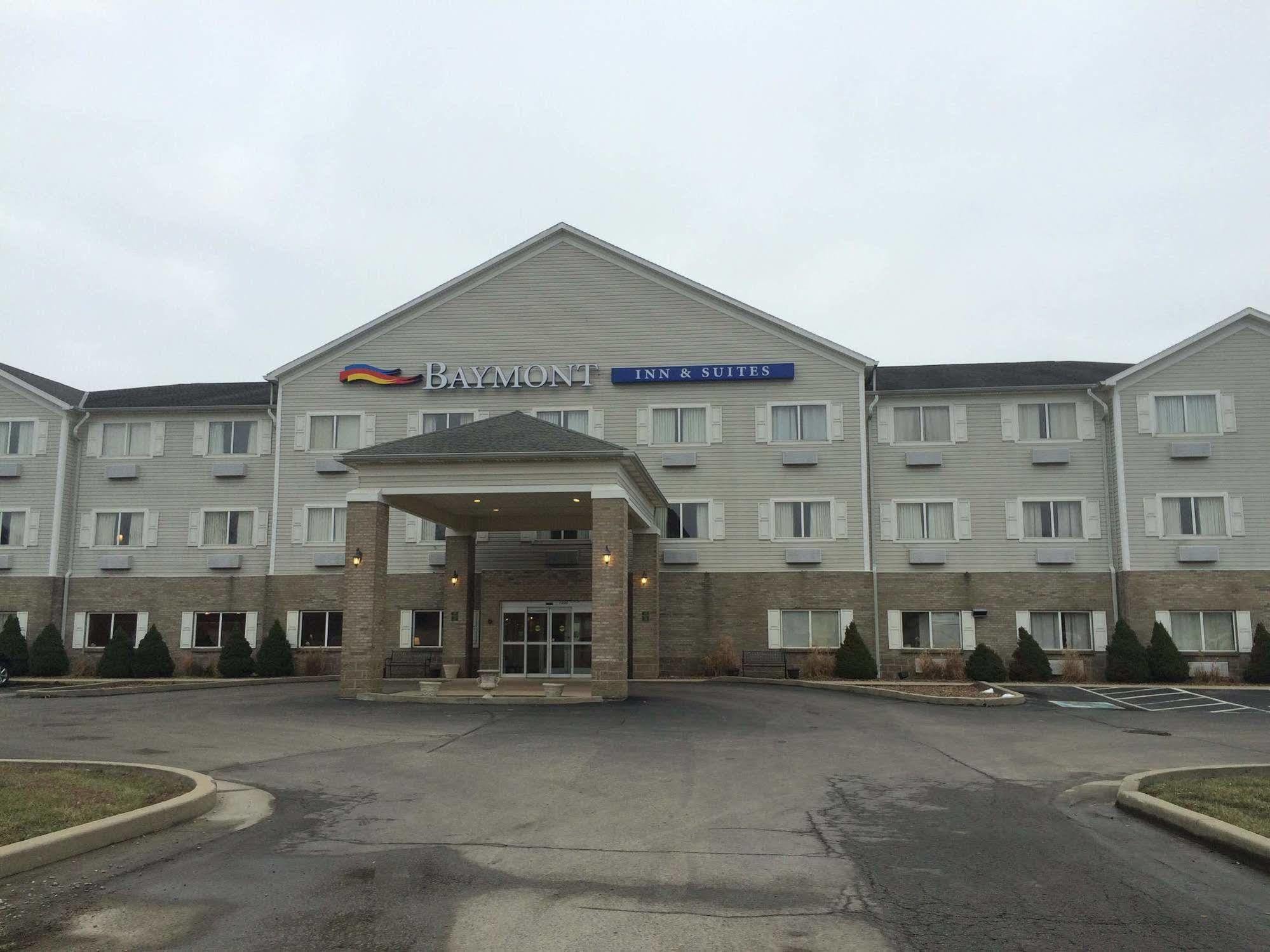 Baymont By Wyndham Lawrenceburg Hotel Exterior photo