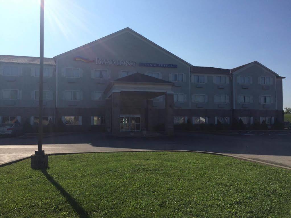 Baymont By Wyndham Lawrenceburg Hotel Exterior photo